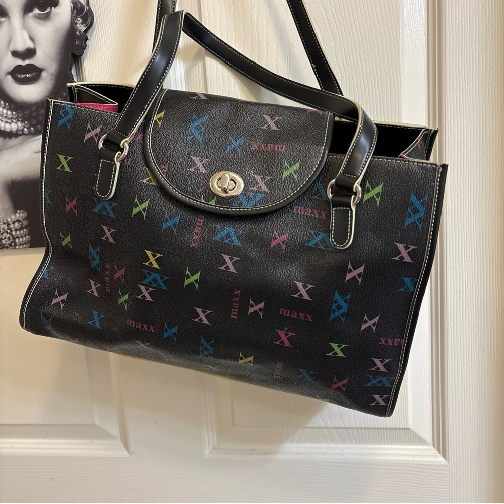 BLACK MAXX NEW YORK SATCHEL W/ MATCHING COIN PURSE - 15x10x5